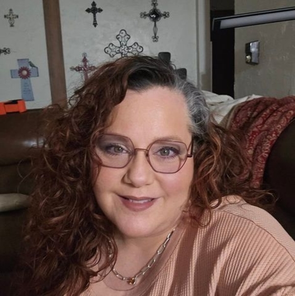 Meet your Posher, Stacey - Picture 1 of 1